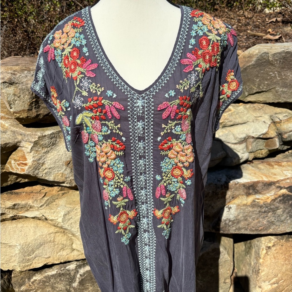 NWT Size L Johnny Was Embroidered Floral Dress Cover-Up Soft Material
